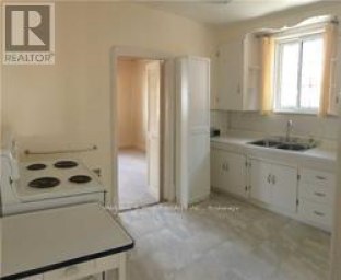 389 LAWRENCE AVENUE W Toronto (Bedford Park-Nortown) Ontario photo 12