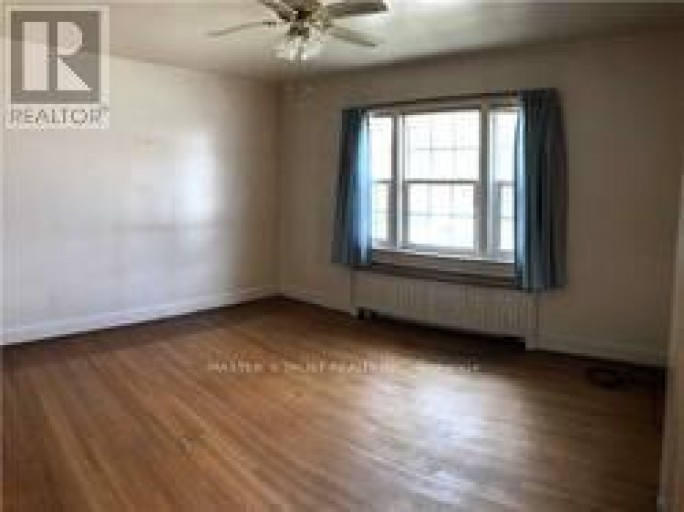 389 LAWRENCE AVENUE W, Toronto (Bedford Park-Nortown), Ontario, M5M1B9