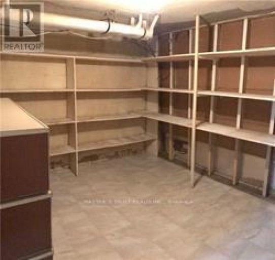 389 LAWRENCE AVENUE W, Toronto (Bedford Park-Nortown), Ontario, M5M1B9