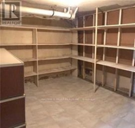 389 LAWRENCE AVENUE W Toronto (Bedford Park-Nortown) Ontario photo 16