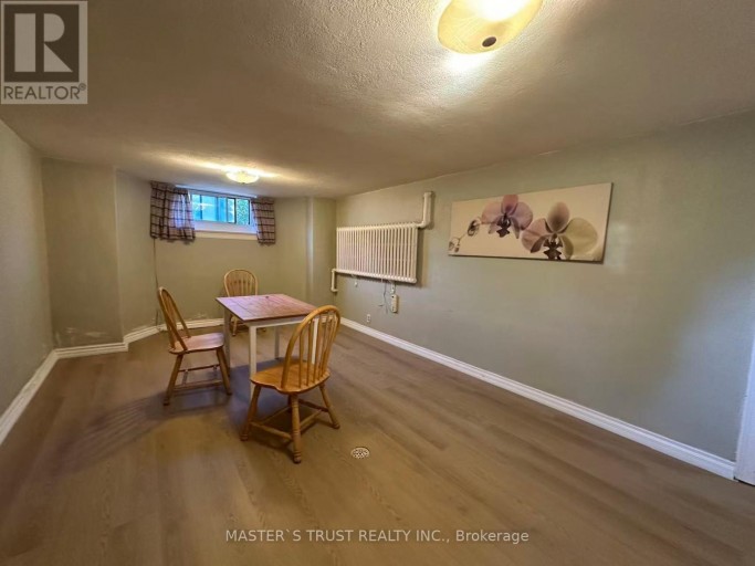 389 LAWRENCE AVENUE W, Toronto (Bedford Park-Nortown), Ontario, M5M1B9