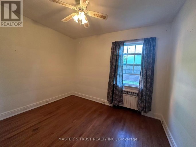 389 LAWRENCE AVENUE W, Toronto (Bedford Park-Nortown), Ontario, M5M1B9