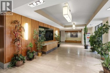 106, 10 Shawnee Hill SW Calgary Alberta photo 1