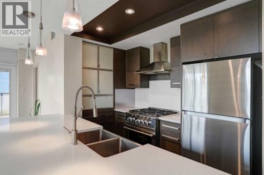 106, 10 Shawnee Hill SW Calgary Alberta photo 11