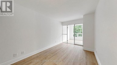 220 - 92 KING STREET E Toronto (Church-Yonge Corridor) Ontario photo 13