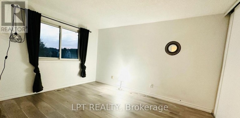 224 A PORTSMOUTH GATE, Waterloo, Ontario, N2T2H9