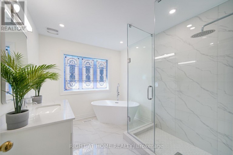 326 JAYBELL GROVE, Toronto (Rouge), Ontario, M1C2X5