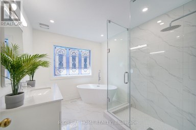326 JAYBELL GROVE Toronto (Rouge) Ontario photo 11