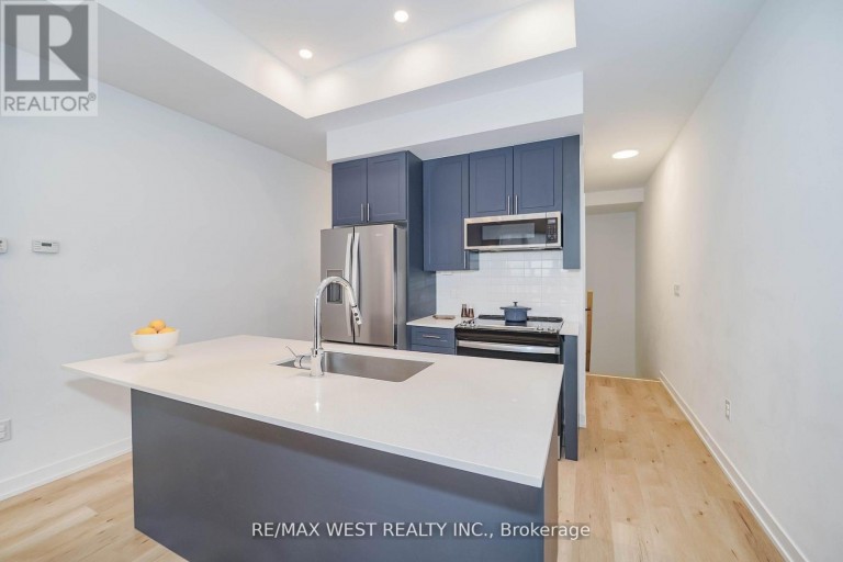 110 - 3686 ST CLAIR AVENUE E, Toronto (Cliffcrest), Ontario, M1M0E4