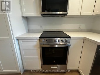 2 - 659 VAUGHAN ROAD Toronto (Oakwood Village) Ontario photo 13