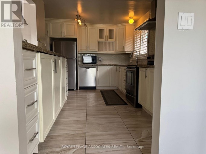 MAIN - 50 BLOSSOM CRESCENT, Toronto (Glenfield-Jane Heights), Ontario, M3N2B2