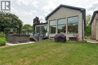 90 MARGARET Avenue N Unit# A Waterloo Ontario photo 44