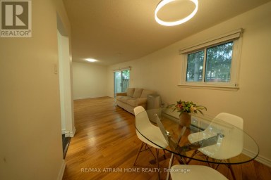 38 REITH WAY Markham (Aileen-Willowbrook) Ontario photo 3