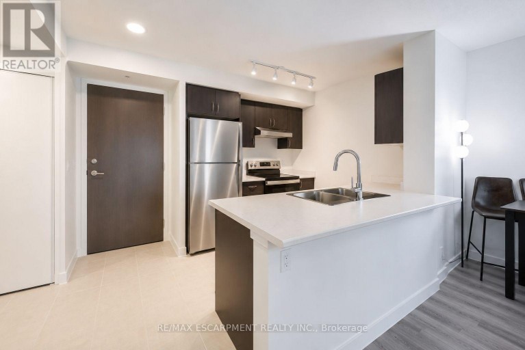 309 - 10 WILBY CRESCENT, Toronto (Weston), Ontario, M9N1E6