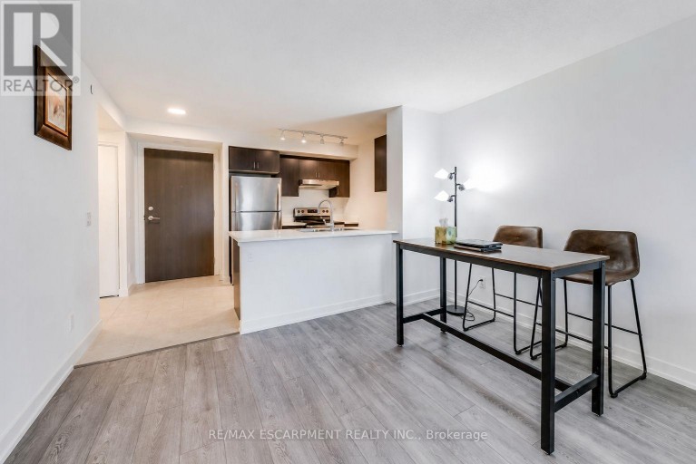 309 - 10 WILBY CRESCENT, Toronto (Weston), Ontario, M9N1E6