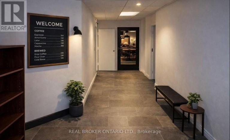 100 - 231 BAY STREET N, Hamilton (Central), Ontario, L8R2R1