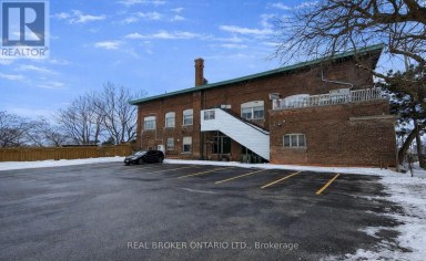 100 - 231 BAY STREET N Hamilton (Central) Ontario photo 5