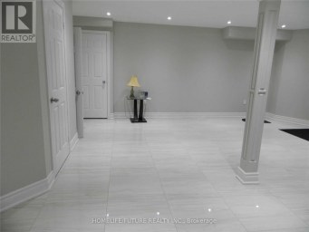 BSMT - 147 GLAD PARK AVENUE Whitchurch-Stouffville (Stouffville) Ontario photo 11