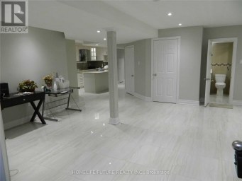 BSMT - 147 GLAD PARK AVENUE Whitchurch-Stouffville (Stouffville) Ontario photo 4
