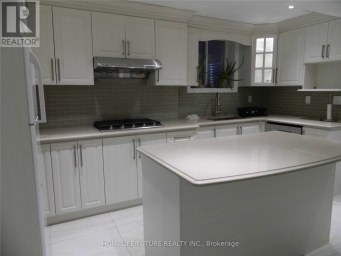BSMT - 147 GLAD PARK AVENUE Whitchurch-Stouffville (Stouffville) Ontario photo 5