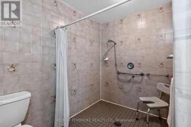 7 MARTIN STREET Laurentian Hills Ontario photo 24