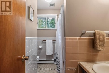 7 MARTIN STREET Laurentian Hills Ontario photo 33