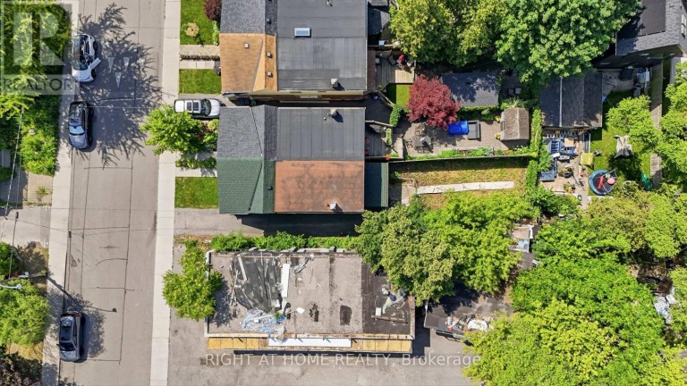 204 HIGHFIELD ROAD, Toronto (Greenwood-Coxwell), Ontario, M4L2V3