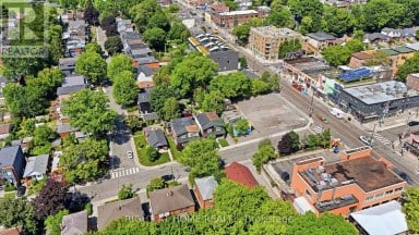 204 HIGHFIELD ROAD Toronto (Greenwood-Coxwell) Ontario photo 12