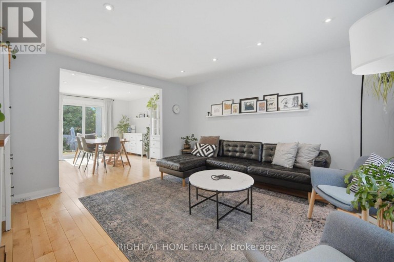 18 VANBRUGH AVENUE, Toronto (Birchcliffe-Cliffside), Ontario, M1N3S9