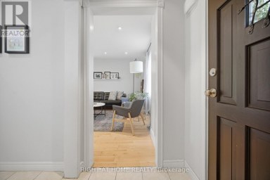 18 VANBRUGH AVENUE Toronto (Birchcliffe-Cliffside) Ontario photo 3