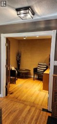 9415 Fairmount Drive SE Calgary Alberta photo 12