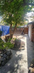 9415 Fairmount Drive SE Calgary Alberta photo 8