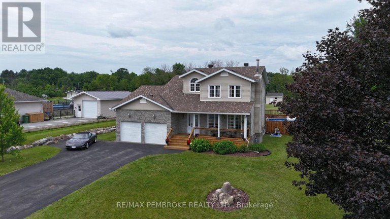 9 HERON DRIVE, Laurentian Valley, Ontario, K8A8N8
