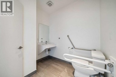 302, 2505 17 Avenue SW Calgary Alberta photo 27