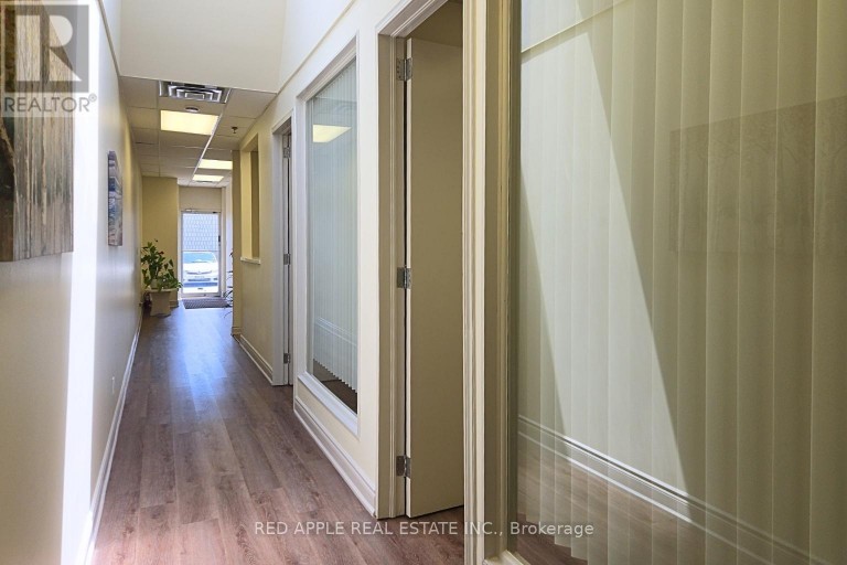 15 - 3045 SOUTHCREEK ROAD, Mississauga (Dixie), Ontario, L4X2E9