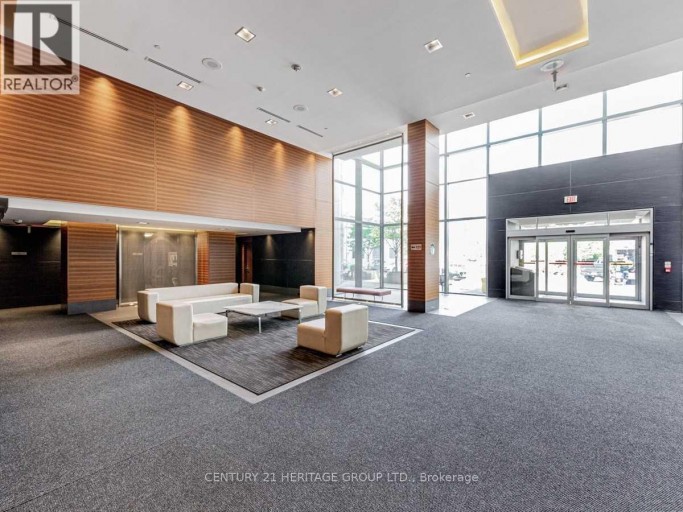 525 - 135 VILLAGE GREEN SQUARE, Toronto (Agincourt South-Malvern West), Ontario, M1S0G4