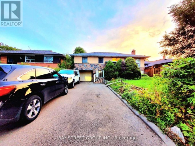 238 THE WEST MALL, Toronto (Markland Wood), Ontario, M9C1C5
