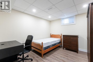 5 BARLOW ROAD Toronto (Woburn) Ontario photo 14