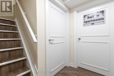 5 BARLOW ROAD Toronto (Woburn) Ontario photo 3