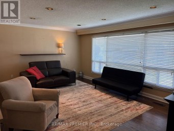 2979 WESTON ROAD Toronto (Humberlea-Pelmo Park) Ontario photo 4