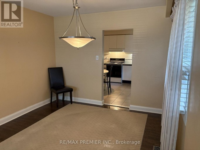 2979 WESTON ROAD, Toronto (Humberlea-Pelmo Park), Ontario, M9M2T1