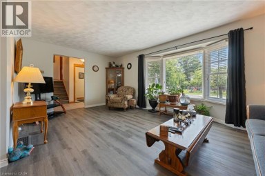 25 LAKEVIEW Avenue Port Dover Ontario photo 10
