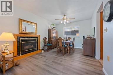 25 LAKEVIEW Avenue Port Dover Ontario photo 12