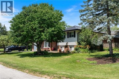 25 LAKEVIEW Avenue Port Dover Ontario photo 6