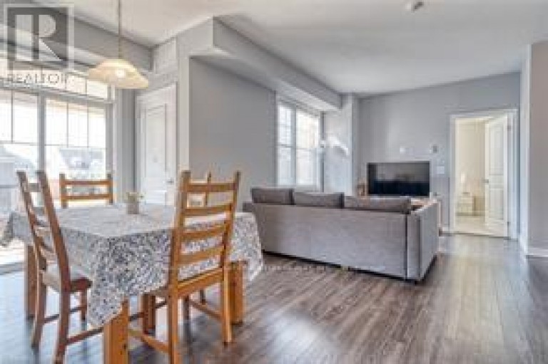 204 - 272 GEORGIAN DRIVE, Oakville (RO River Oaks), Ontario, L6H0K4