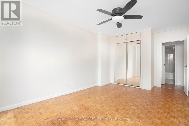 111 - 70 OLD SHEPPARD AVENUE, Toronto (Pleasant View), Ontario, M2J3L6