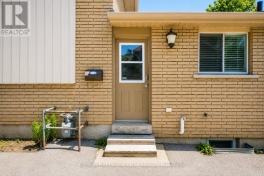 16 AUSTEN LANE Barrie (Letitia Heights) Ontario photo 23