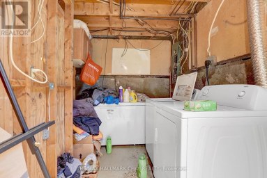 16 AUSTEN LANE Barrie (Letitia Heights) Ontario photo 28