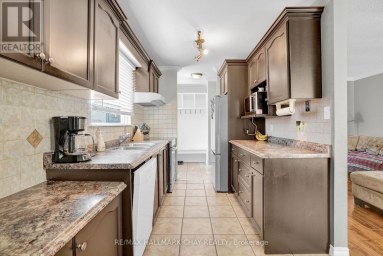 16 AUSTEN LANE Barrie (Letitia Heights) Ontario photo 3