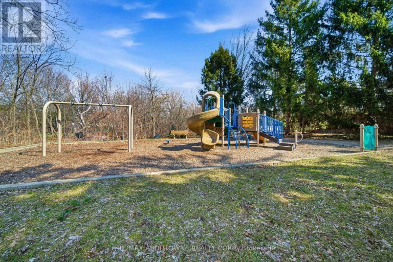 481 ANTHONY DRIVE, Oakville (OO Old Oakville), Ontario, L6J2K6